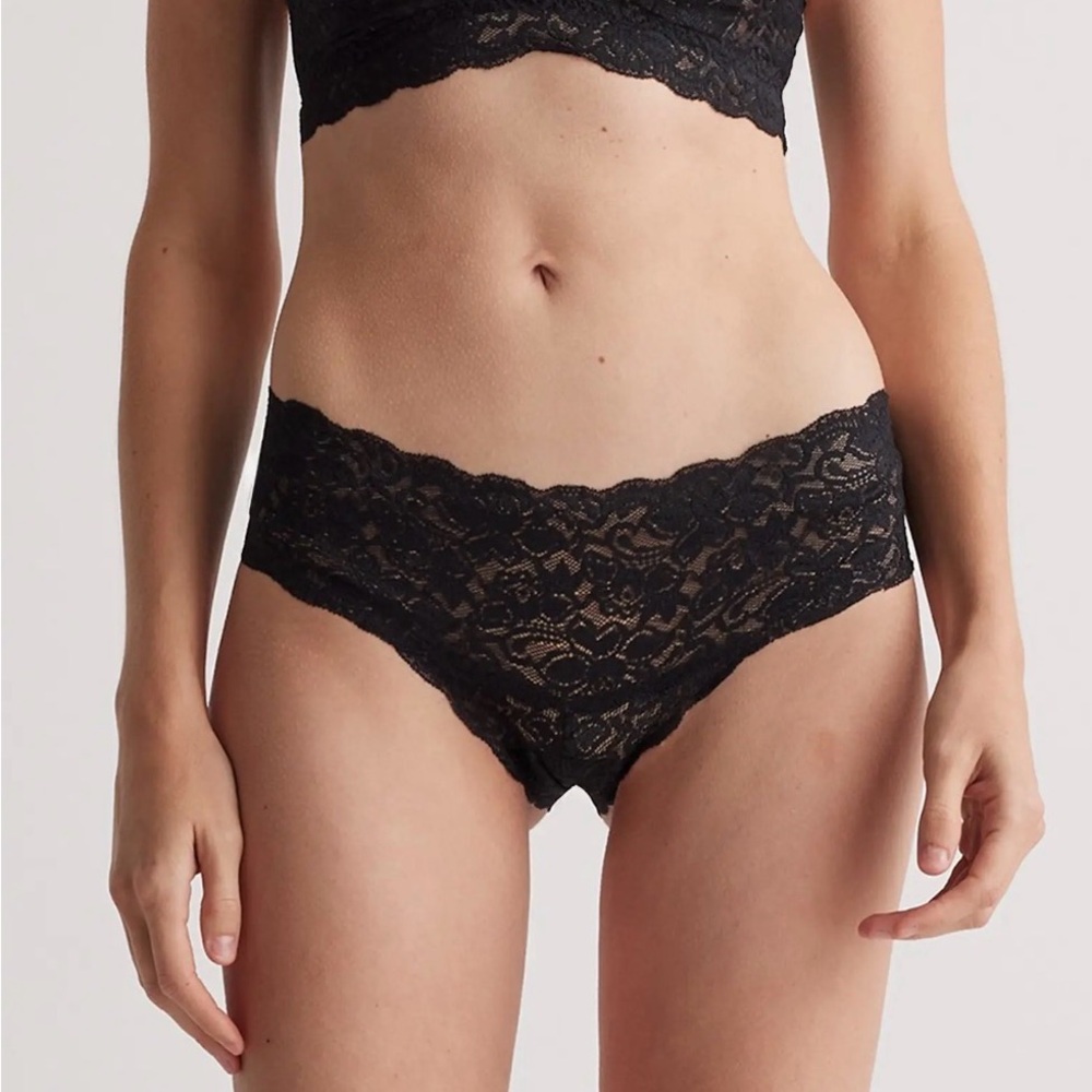 Quince Stretch Lace Cheeky Brief 6 pack in Black, Clay, Red Size Medium y851